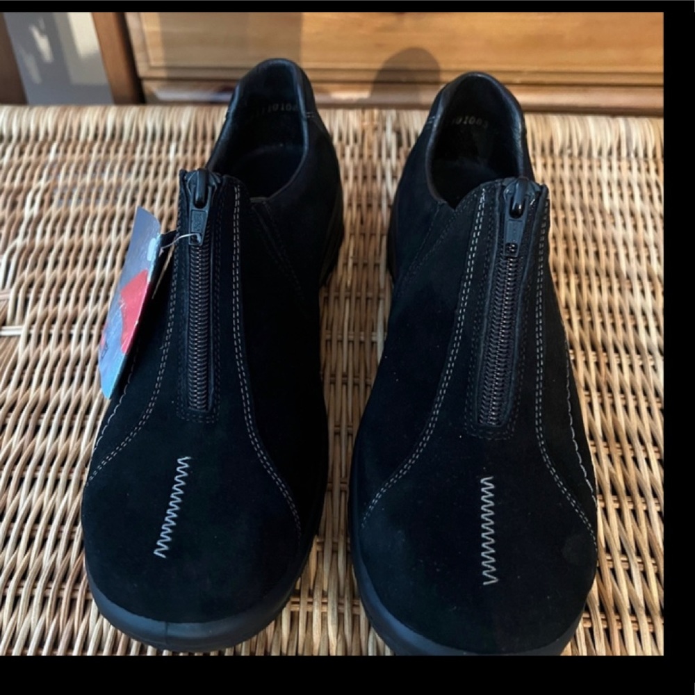 🆕 Rieker women flat shoes